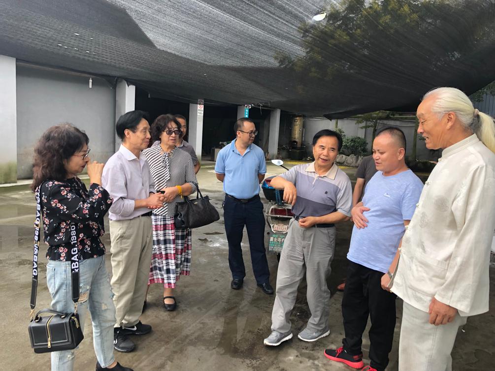 促进会黄忠彩会长一行在四川调研